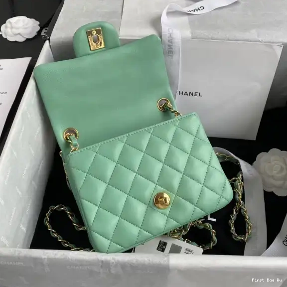 First Bag Ru CHANEL FLAP 17CM BAG 0607